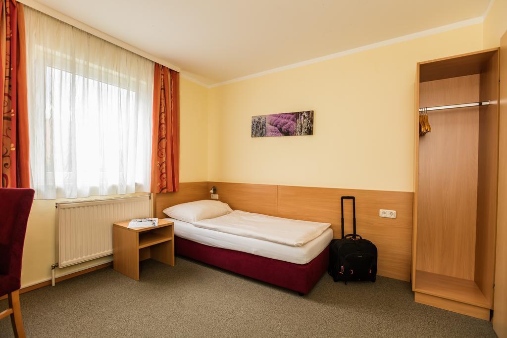 Hotel Denk Bed&Breakfast Vorchdorf Buitenkant foto