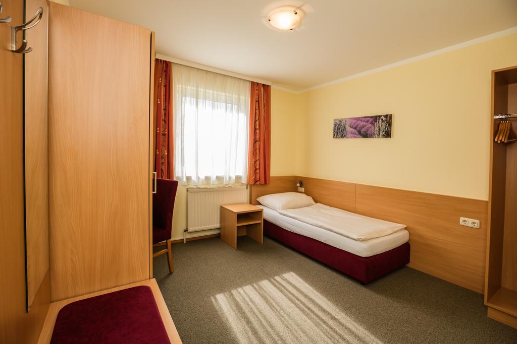 Hotel Denk Bed&Breakfast Vorchdorf Buitenkant foto