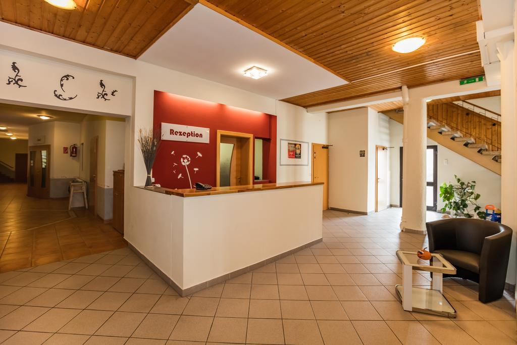 Hotel Denk Bed&Breakfast Vorchdorf Buitenkant foto