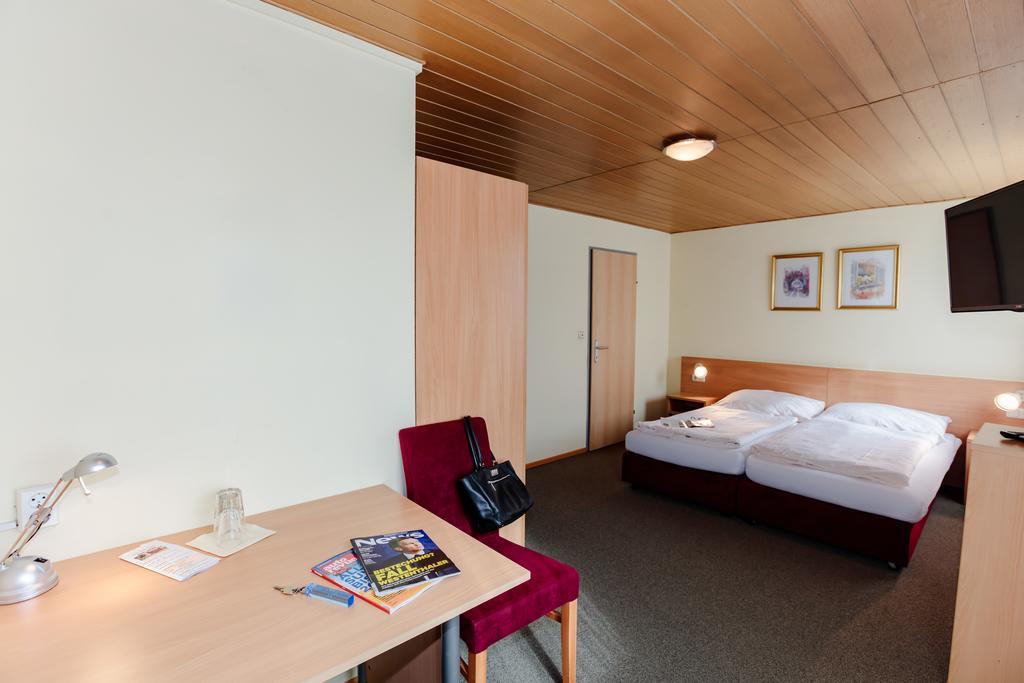 Hotel Denk Bed&Breakfast Vorchdorf Buitenkant foto